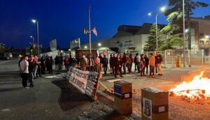 Comienza la huelga en la factoría de vidrio Bormioli de Azuqueca con un seguimiento del 100% de la plantilla