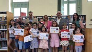 Dolz entrega los premios del concurso ‘La Oca Lectora’ a 19 niños y niñas que han leído en total 124 libros
