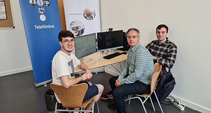 Dos estudiantes del Campus de Cuenca desarrollan una plataforma para optimizar la calidad de la red móvil con inteligencia artificial 1 Dos estudiantes del Campus de Cuenca desarrollan una plataforma para optimizar la calidad de la red móvil con inteligencia artificial