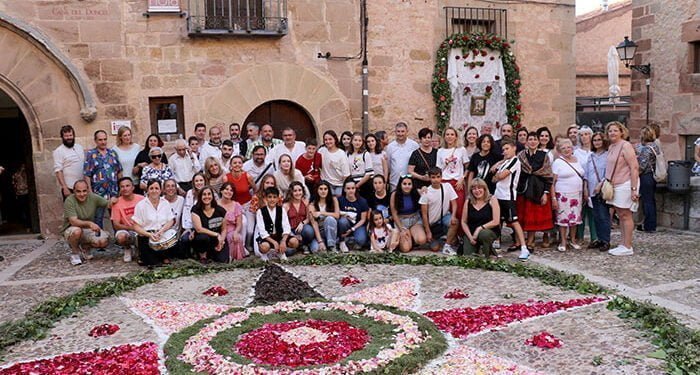 El Arco de San Vicente gana el concurso de los Arcos de San Juan 2023 1 El Arco de San Vicente gana el concurso de los Arcos de San Juan 2023