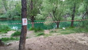 El ayuntamiento de Albendea denuncia el deterioro de la pista de acceso a la playa fluvial del río Guadiela