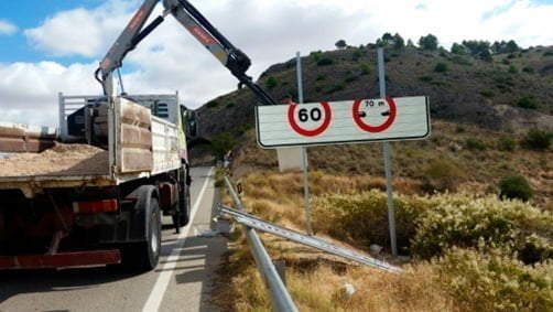 Transportes adjudica por 11,7 millones de euros un contrato de conservación de carreteras del Estado en la provincia de Cuenca 1 El Gobierno autoriza un contrato de conservación y explotación de 330 km de carreteras del Estado en la provincia de Cuenca por 22,4 millones de euros