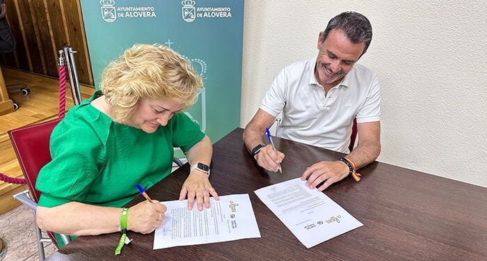 El Partido Popular sella un acuerdo con Alternativa Alovera para formar gobierno en el Ayuntamiento aloverano