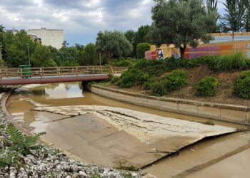 La tormenta del domingo destroza el río del barranco del Alamín