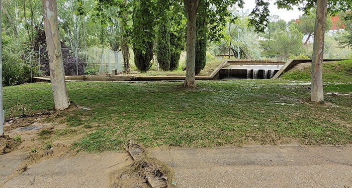 La tormenta del domingo destroza el río del barranco del Alamín