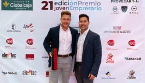 Iván Igualada, de Iniesta, ha sido reconocido por Aje Albacete con el Accésit al mejor Proyecto Empresarial en la 21ª Edición del Premio Joven Empresario