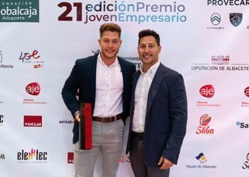 Iván Igualada, de Iniesta, ha sido reconocido por Aje Albacete con el Accésit al mejor Proyecto Empresarial en la 21ª Edición del Premio Joven Empresario