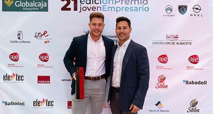 Iván Igualada, de Iniesta, ha sido reconocido por Aje Albacete con el Accésit al mejor Proyecto Empresarial en la 21ª Edición del Premio Joven Empresario