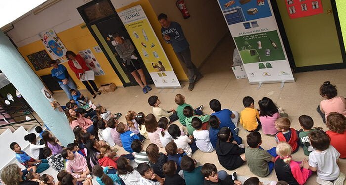 La Diputación de Cuenca celebra el día del Medio Ambiente con los 72 alumnos y alumnas del Federico Muelas