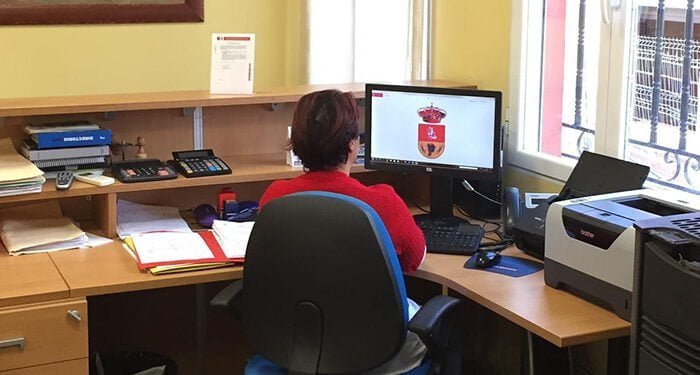 La Diputación de Cuenca contribuye con 100.000 euros a que los municipios pequeños mejoren la atención al público 1 La Diputación de Cuenca contribuye con 100.000 euros a que los municipios pequeños mejoren la atención al público