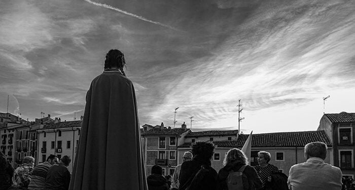 La instantánea “La espera”, de Pepi Vieco Asensio, ganadora del XIV Premio de Fotografía de la Junta de Cofradías