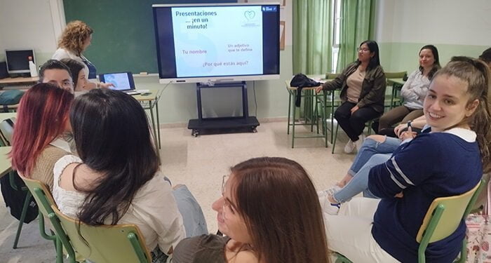 La Gerencia del Área Integrada de Cuenca organiza talleres de sensibilización en humanización para los futuros profesionales sanitarios 1 La Gerencia del Área Integrada de Cuenca organiza talleres de sensibilización en humanización para los futuros profesionales sanitarios