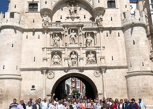 La Hermandad de Santa Águeda de Málaga del Fresno realiza una visita cultural a Burgos