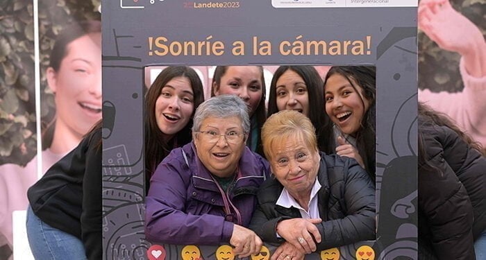 La segunda edición del programa ‘Entre Generaciones’ congrega a más de 300 personas en Landete