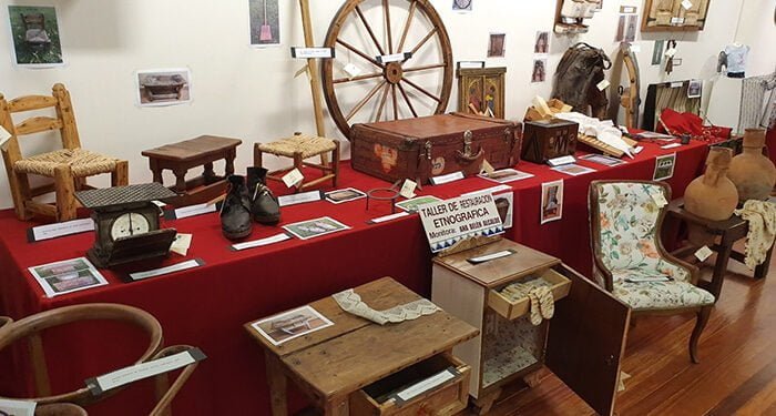Los alumnos de Artesanía de la Escuela de Folklore de Guadalajara exponen sus obras de fin de curso en el Centro San José