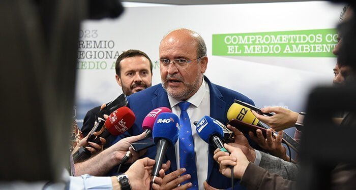 Martínez Guijarro avanza una legislatura marcada por las políticas de sostenibilidad en el Gobierno de Castilla-La Mancha 1 Martínez Guijarro avanza una legislatura marcada por las políticas de sostenibilidad en el Gobierno de Castilla-La Mancha