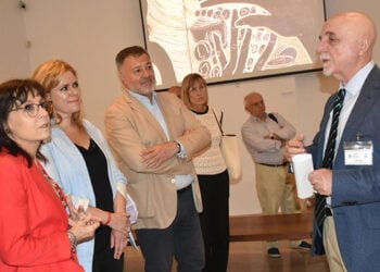 Más de un centenar de piezas de Pedro Mercedes que ofrecen un recorrido por toda su obra se exponen en Valencia