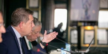 Page vincula la financiación de la Junta para igualdad y en contra de la violencia de género en los ayuntamientos, al cumplimiento de la ley