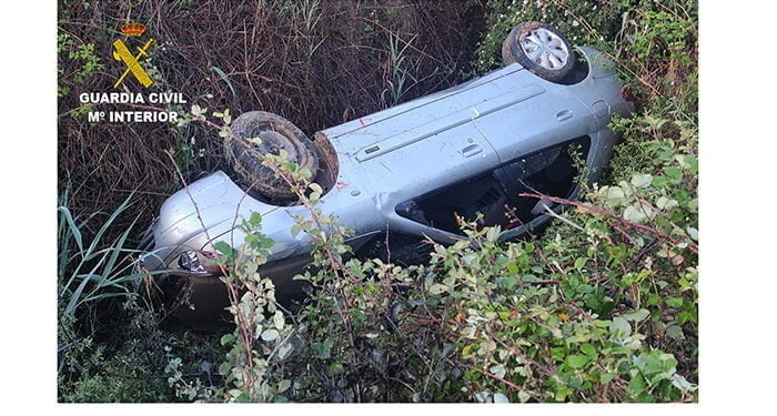 Se saltaron un control y tuvieron que ser auxiliados después de un accidente han sido detenidos por robar en Cañamares y Priego