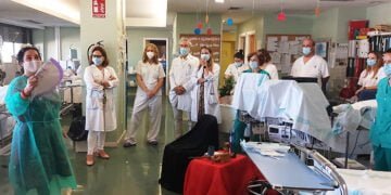 Sesión de narración oral para los pacientes en diálisis del Hospital de Guadalajara
