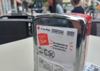 Un total de 850.000 mini servilletas que buscan “limpiar estereotipos” en Cuenca