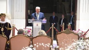 Vega agradece a los trabajadores de la Diputación su compromiso en la legislatura más complicada