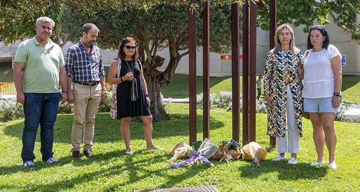 Acto de recuerdo del Ayuntamiento de Guadalajara a las víctimas del retén de Cogolludo cuando se cumplen 18 años del incendio. 1 Acto de recuerdo del Ayuntamiento de Guadalajara a las víctimas del retén de Cogolludo cuando se cumplen 18 años del incendio.
