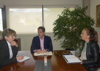 AMEP se interesa por los programas de la UCLM para acercar a los alumnos a la empresa en entornos rurales