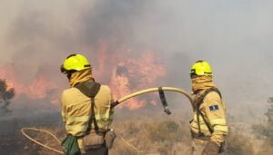CCOO urge a Geacam a hacerse cargo de la limpieza de la ropa de trabajo de losas bomberos forestales