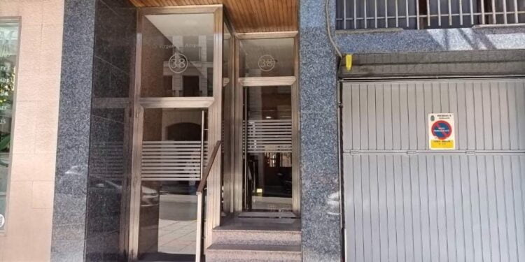 Los vecinos de Virgen del Amparo 38 se desvinculan del gasóleo gracias a la Red de Calor 1 Los vecinos de Virgen del Amparo 38 se desvinculan del gasóleo gracias a la Red de Calor