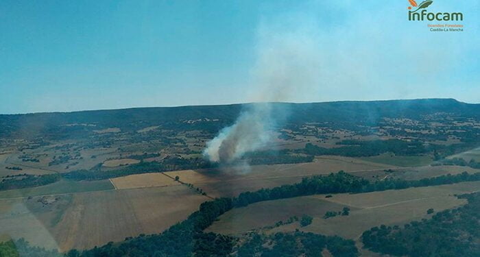 Controlado un incendio agrícola en Castejón que ha movilazado a más de 70 personas