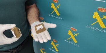 Detenido con dos tabletas de hachís en la A-2