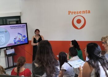 El aula del futuro: nueva realidad educativa en el CEIP Santa Ana