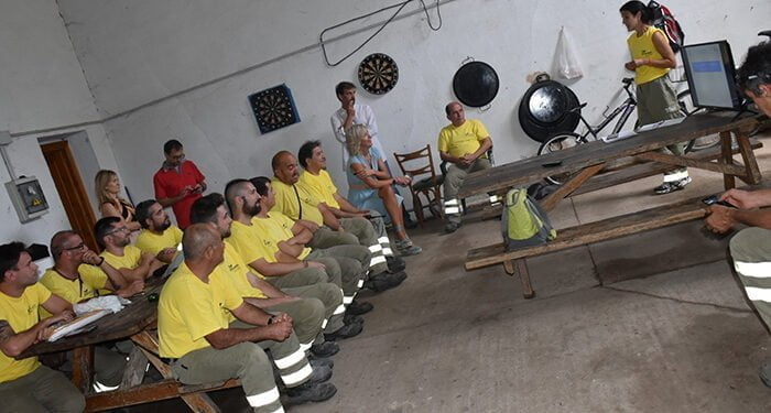 El Gobierno regional agradece a los trabajadores del Plan Infocam su labor en la prevención y extinción de incendios forestales como el de ayer en Castejón 1 El Gobierno regional agradece a los trabajadores del Plan Infocam su labor en la prevención y extinción de incendios forestales como el de ayer en Castejón