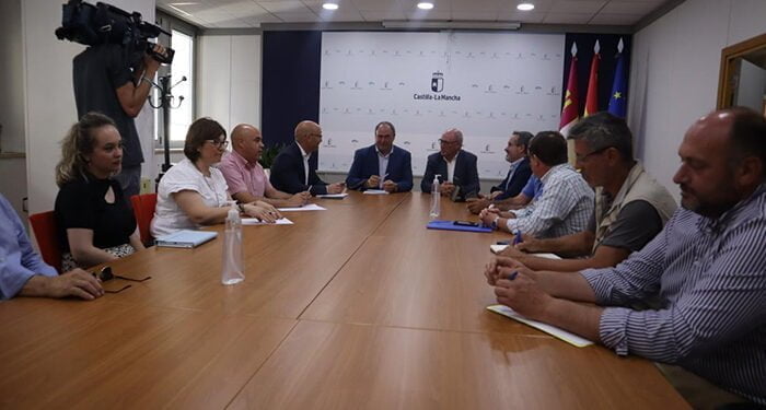 El Gobierno regional pone a disposición de los regantes el conocimiento científico y las herramientas tecnologías desarrolladas por la UCLM y el ITAP 1 El Gobierno regional pone a disposición de los regantes el conocimiento científico y las herramientas tecnologías desarrolladas por la UCLM y el ITAP