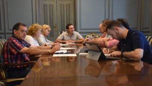 El Patronato de la Fundación Antonio Pérez nombra como vicepresidenta a la diputada de Cultura María Ángeles Martínez