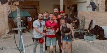 El profesor de la UCLM Carlos Valle rueda con sus estudiantes un nuevo corto tras el éxito de “Nacer”