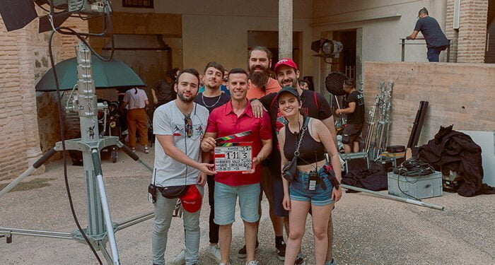 El profesor de la UCLM Carlos Valle rueda con sus estudiantes un nuevo corto tras el éxito de “Nacer” 1 El profesor de la UCLM Carlos Valle rueda con sus estudiantes un nuevo corto tras el éxito de “Nacer”
