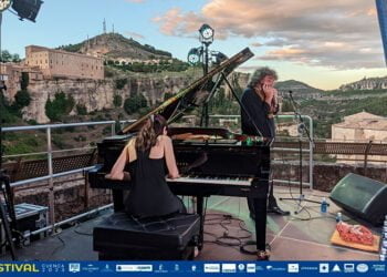 Estival Clásico hace estallar el virtuosismo de Antonio Serrano y Constanza Lechner en terreno patrimonio de la humanidad