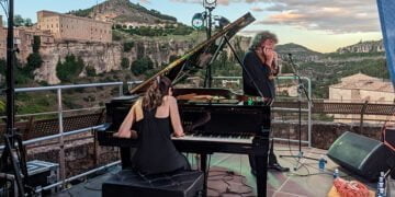 Estival Clásico hace estallar el virtuosismo de Antonio Serrano y Constanza Lechner en terreno patrimonio de la humanidad