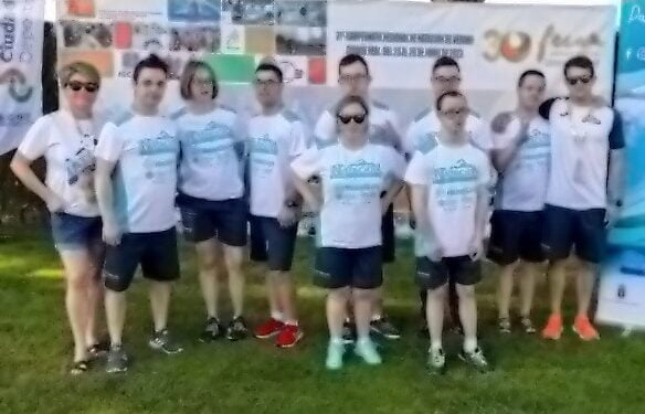 La 12ª Carrera Solidaria por la Infancia de Cruz Roja estrena nuevo recorrido y nombra como embajador a la sección especial del Club de Natación con Silvia Lara a la cabeza