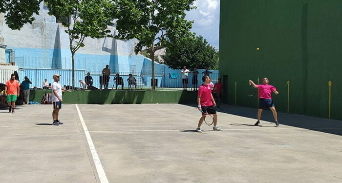 Isaac Martínez y José Andrés Mota se hacen con el título de campeones en el frontón de La Parrilla