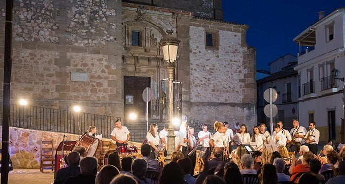 Jadraque celebra el primero de los actos programados entorno al 50 aniversario de la muerte de Ochaíta