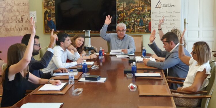 La Diputación convoca subvenciones para trabajadores autónomos de pueblos menores de 500 habitantes 1 junta gobierno 2