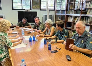 Junta y Subdelegación del Gobierno intensificarán la vigilancia en la zona de las Chorreras del Cabriel