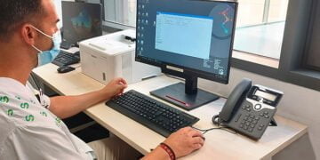 La Junta arranca la segunda fase de renovación de los equipos informáticos de los profesionales del SESCAM