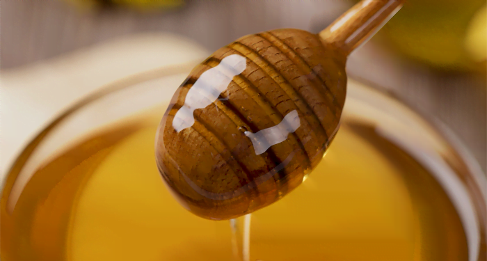 La Junta destina cerca de un millón de euros a mejorar la producción y comercialización de los productos de la apicultura