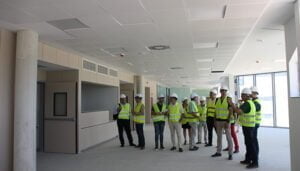 Las autoridades académicas de la Universidad de Castilla-La Mancha visitan las obras del nuevo Hospital Universitario de Cuenca
