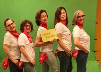 Las Burbutrizes apoyan a Peralejos de las Truchas a conseguir su sueño de que Bruce Springsteen visite el pueblo del Alto Tajo