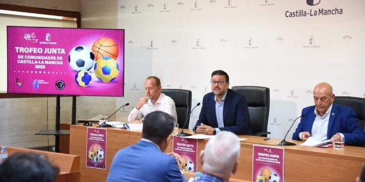 Un total de 57 equipos de Castilla-La Mancha de Fútbol, Fútbol-Sala, Balonmano y Baloncesto participarán en la XXII edición del Trofeo de la Junta de Comunidades 1 p1h68lv5b21jhe1kn71tuift67oe5
